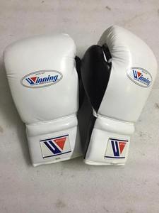 High Quality Manufacture Custom White Black Winning Boxing Gloves Made With Genuine <b>Leather</b> Custom Competition Boxing Gloves - Product Image 2