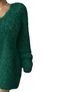 Robe pull en tricot moelleux vert émeraude personnalisée pour femmes, col en V, manches longues, douce, en peluche, chaude pour l'hiver, mode, OEM, vente en gros personnalisée - Product Image 4