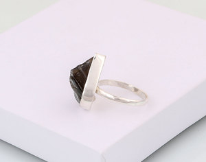 Anillos de latón hechos a mano para hombre, ajuste de bisel, piedras preciosas de labradorita, joyería de piedra de plata chapada en rodio, bodas cristianas bohemias - Product Image 4