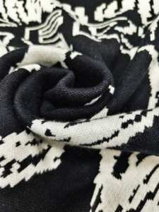 Pull de plage en jacquard à col ras du cou respirant pour hommes Halloween Ailes de démon Pull en tricot épais en molleton à motif uni - Product Image 4