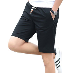 Pantalones cortos deportivos de secado rápido para hombre, ideales para gimnasios y sesiones de entrenamiento con tela ligera - Product Image 4