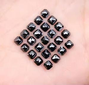Diamants en vrac taille émeraude noire naturelle finition améliorée parfaite pour les colliers de bagues de fiançailles et les exportateurs de diamants Surat - Product Image 5