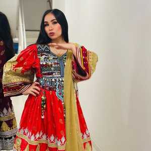 FABRICANTS PROFESSIONNELS ROBES AFGHANI DE QUALITÉ SUPÉRIEURE POUR FEMMES ROBES TRIBAL VINTAGE KUCHI AFGHAN FAITES MAIN DISPONIBLES À LA VENTE - Product Image 5