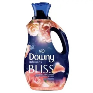 Adoucissant textile liquide Downy Infusions Bliss Ambre et Rose pétillant, 72 lavages - Product Image 1