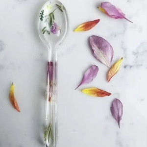 ชุดเซิฟเวอร์สลัดทำมือ100% จากเรซินที่มีชีวิตชีวาของโบฮีเมียนสำหรับใช้ในบ้านและโรงแรมรวมถึงช้อนตักไอศครีมสลัดเสิร์ฟ - Product Image 1