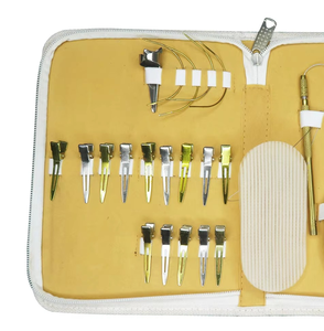 Kit de Herramientas para Extensiones de Cabello Sostenibles a Precios de Mayoreo, Acero Inoxidable de Grado Quirúrgico, Color Personalizado en Estuche Blanco - Product Image 4