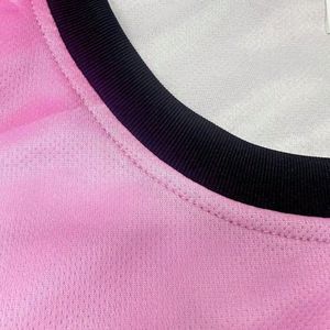 Maillot de football unisexe pour adultes personnalisable 100% polyester avec un tissu extensible quadridirectionnel, col rond, design de sublimation sportive - Product Image 3