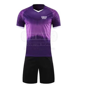 Fabricación de fábrica Ropa deportiva Uniforme de fútbol Color personalizado Uniforme de fútbol de alta calidad para adultos - Product Image 2