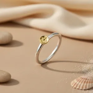 Anillo Minimalista Art Palace de Plata 925 con Gema Vintage y Detalle de Punto Chapado en Oro de 22K, Joyería Unisex para Uso Diario - Product Image 2
