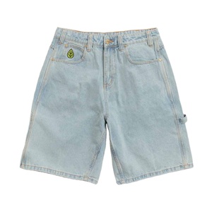 Short en jean bleu clair avec broderie personnalisée Carpenter cargo Short en denim Baggy Fit en cuir avec languette et cordon de serrage à la taille - Product Image 1