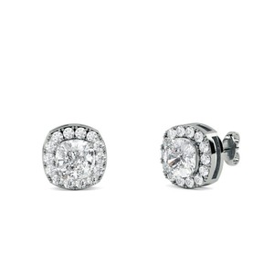 Boucles d'oreilles Cushion Diamond Single Halo avec diamant de laboratoire de 0,60 ct en platine, cadeau d'anniversaire de mariage - Product Image 1