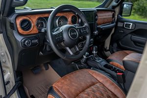 Jeep Gladiator Sport 4x4 2022, Gasolina, Bajo Kilometraje - Product Image 4