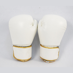 Gants de boxe professionnels en cuir PU personnalisés 16oz Muay Thai MMA pour la compétition ou l'entraînement - Product Image 6