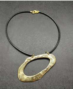 2025 recién llegado estilo joyería de moda collar de resina con cadena de algodón gargantilla de moda para mujeres regalos de bodas colgante de cereza - Product Image 5