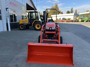 Tractor Kubota LX2620SUHSD 2025: Potencia Compacta, Eficiencia Superior y Rendimiento Confiable - Product Image 3