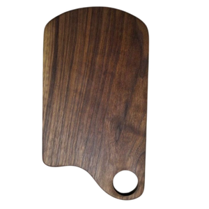 Planche à découper en bois massif de qualité professionnelle avec des coins arrondis et un trou de suspension |   Planche à découper de cuisine robuste - Product Image 1