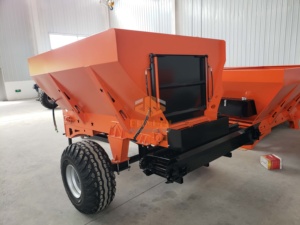BEIYUAN Épandeur de <span class=keywords><strong>fumier</strong></span> de vignoble de verger d'<span class=keywords><strong>occasion</strong></span> avec boîte de vitesses 40-60HP Tracteur remorqué Trancheuse de fertilisation arrière pour ferme biologique - Product Image 3
