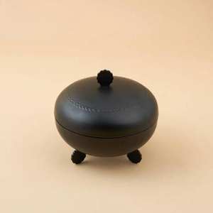 ชามใส่อาหารวันสำคัญ ทำจากโลหะและไม้คุณภาพสูง เป็นมิตรต่อสิ่งแวดล้อม ทนทาน พร้อมลวดลายสลักทอง เหมาะสำหรับงานแต่งงาน โรงแรม  ปรับแต่งขนาดและสีได้ - Product Image 5