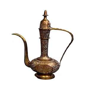 Aftaba en laiton de haute qualité avec gravure, finition polie pour l'eau potable, aftaba en laiton vintage, ustensiles de cuisine - Product Image 2