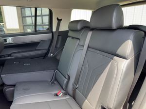 Hyundai Santa Fe X.R.T. 2024, Tracción en las Cuatro Ruedas, Caja de Cambios Automática, Asientos de Cuero, Volante a la Izquierda, R18, Título Limpio, Sin Accidentes, Bajo Kilometraje - Product Image 2