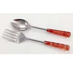 Ensemble de serveurs à salade de style vintage, ensembles en acier inoxydable avec manche en acrylique, cuillère et fourchette, ensembles de 2 pièces, ustensiles de cuisine - Product Image 1