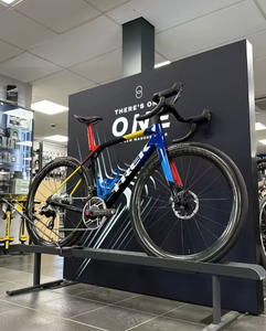 Listo para Enviar, Nuevo Trek Madone SLR 9 AXS Gen 8 (2025) - Product Image 1