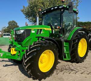 Nuevo tractor agrícola Johnn Deere con salida de alto par adecuado para trabajos agrícolas pesados y arado - Product Image 3