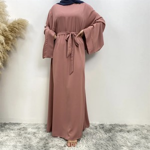 Robe modeste pour femmes Abaya Khimar manches chauve-souris Burqa Caftan Robe mignon Style islamique arabe motif solide vêtement de prière turquie - Product Image 4