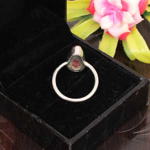 Bague Statement Boho-HipHop en Platine avec Pierre Précieuse Tourmaline Rose Naturelle, Bijou Fin pour les Promesses - Product Image 6