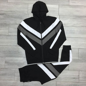 Conjuntos de Sudadera con Capucha y Pantalones Deportivos, Conjuntos Deportivos Personalizados de Moda al por Mayor de Fábrica, Ropa Deportiva Transpirable para Hombre Hecha en Pakistán - Product Image 3