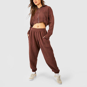 Conjunto Deportivo de Sudadera Corta y Cómoda para Mujer, Conjunto Deportivo Corto Esencial para Entrenamiento - Product Image 1
