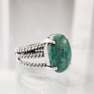 Anillo de mujer Piedra preciosa de turquesa tibetana natural Piedra de nacimiento de Diciembre 3 Banda trenzada Joyería de declaración Anillo de plata esterlina 925 - Product Image 1