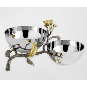 Catégorie de Produit Bol de serveur de collations en métal argenté standard avec papillon doré et design floral pour la décoration intérieure ou les saladiers - Product Image 4