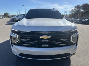 Chevrolet Tahoe High Country V8 6.2L RWD d'occasion propre 2025 - Product Image 2
