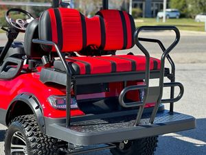 Voiturette de golf électrique Icon 4 places rouge avec auvent, véhicule utilitaire tout-terrain pour parcours de golf et stationnement en station balnéaire - Product Image 2