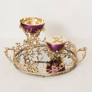 Brûleur d'encens luxueux en forme de branches feuillues d'or avec plateau décoratif en acier inoxydable et décor de fête en métal en laiton - Product Image 1