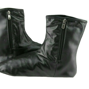 ถุงเท้าหนังดีไซน์ใหม่ Uni-Sex Black Half สำหรับใช้ในบ้านห้องครัวพรมพื้นโรงยิมในร่ม - Product Image 4