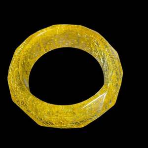 BANGLE EN RÉSINE COULEUR ÉLÉGANTE CONCEPTION COMPLÈTE BANGLES COULEUR PERSONNALISÉE PLEINE ET FNSH Bracelet exquis en résine acrylique de petite taille - Product Image 1