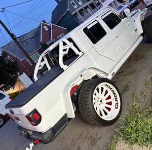 2022 JE EP GLA DIATOR PICKUP 4D 5FT CALIFORNIA EDITION DIESEL 285HP 3.6L V6 AWD TRANSMISIÓN AUTOMÁTICA DE 8 VELOCIDADES USADO - Product Image 5