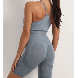 Conjunto de ropa deportiva para gimnasio con logotipo personalizado, sujetador de Yoga de 2 piezas de alta calidad, pantalones cortos hasta la rodilla, lona, pedido mínimo 2 uds para correr - Product Image 5