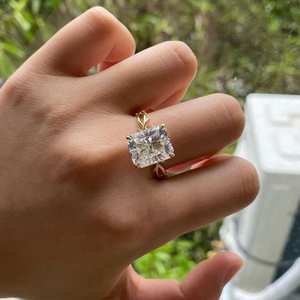 โก้หรู14K 18K เหลืองทองแท้ชุบ4 CT ตัด Moissanite Claw PRONG 10k ทองคำขาวแหวนหมั้น