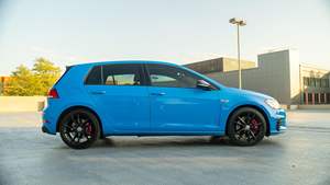 VOLKSWAGEN GTI SE 2021 D'OCCASION CÔTÉ GAUCHE/CÔTÉ DROIT - Product Image 4