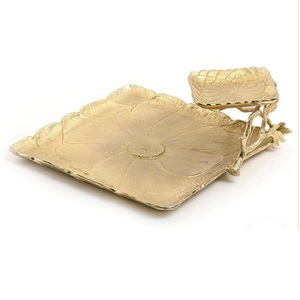 Designer Rounded <b>Gold</b> Plated Finishing Metal <b>Serving</b> <b>Tray</b> for Home Hotel Restaurants Catering <b>Serving</b> Usage Handcrafted <b>Tray</b> - Product Image 3
