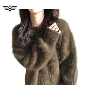 Pull-over décontracté oversize en polaire douce et moelleuse pour femme, dernière collection, tricot chaud et ample anti-boulochage pour l'automne - Product Image 3