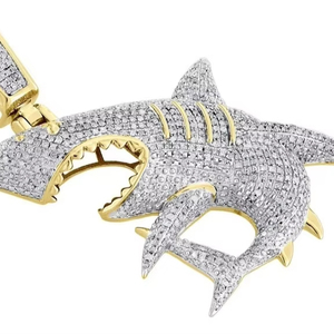 Colgante de tiburón de forma redonda blanca de moissanita hermoso colgante de tiburón personalizado y colgante de HIP HOP y joyería de diamantes - Product Image 1