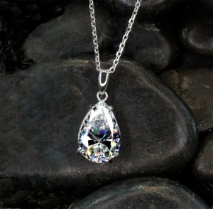 Belle D E F couleur poire forme laboratoire cultivé diamant pendentif beau pendentif en argent Sterling personnalisé pendentif cadeau pour elle - Product Image 2