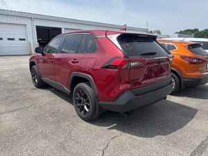 TOYOTA RAV4 LE FWD 2024 USADO, Volante a la Izquierda/Derecha - Product Image 5