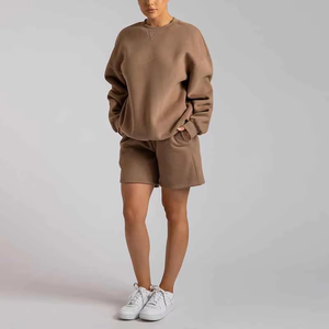Conjunto de Sudadera con Capucha y Pantalones Cortos por Encima de la Rodilla para Mujer, Corte Regular, Tejido Transpirable, Dos Piezas Casuales - Product Image 2