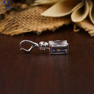 8.87 TDW Radiant et Round Cut Diamond Boucles d'oreilles en or blanc 18 carats Labgrown Diamond Hpht/Cvd Diamond Jewelry - Product Image 3