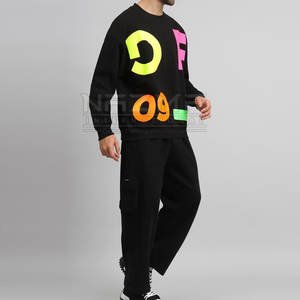 Vêtements respirants à la mode pour hommes Survêtements d'hiver à motif solide par temps froid et à l'extérieur Vente en ligne - Product Image 2